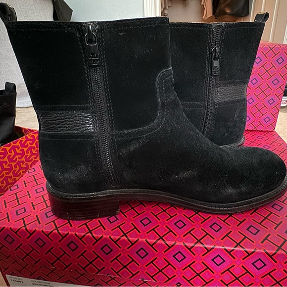 Tory Burch Suede Boot Black - Picture 2 of 6